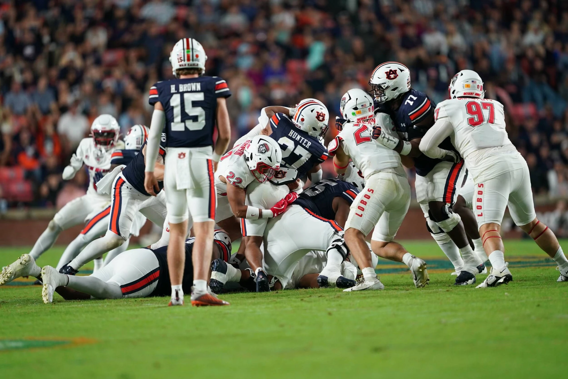 Auburn Turns It On in Second Half for 45-19 Win Over New Mexico