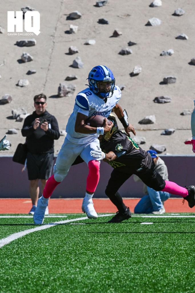 Kamal Stith (2) advances the ball and maintains possession during a game at Wilson Stadium against Hope Christian on October 4, 2025. Gavin Gallegos/HQ Sports